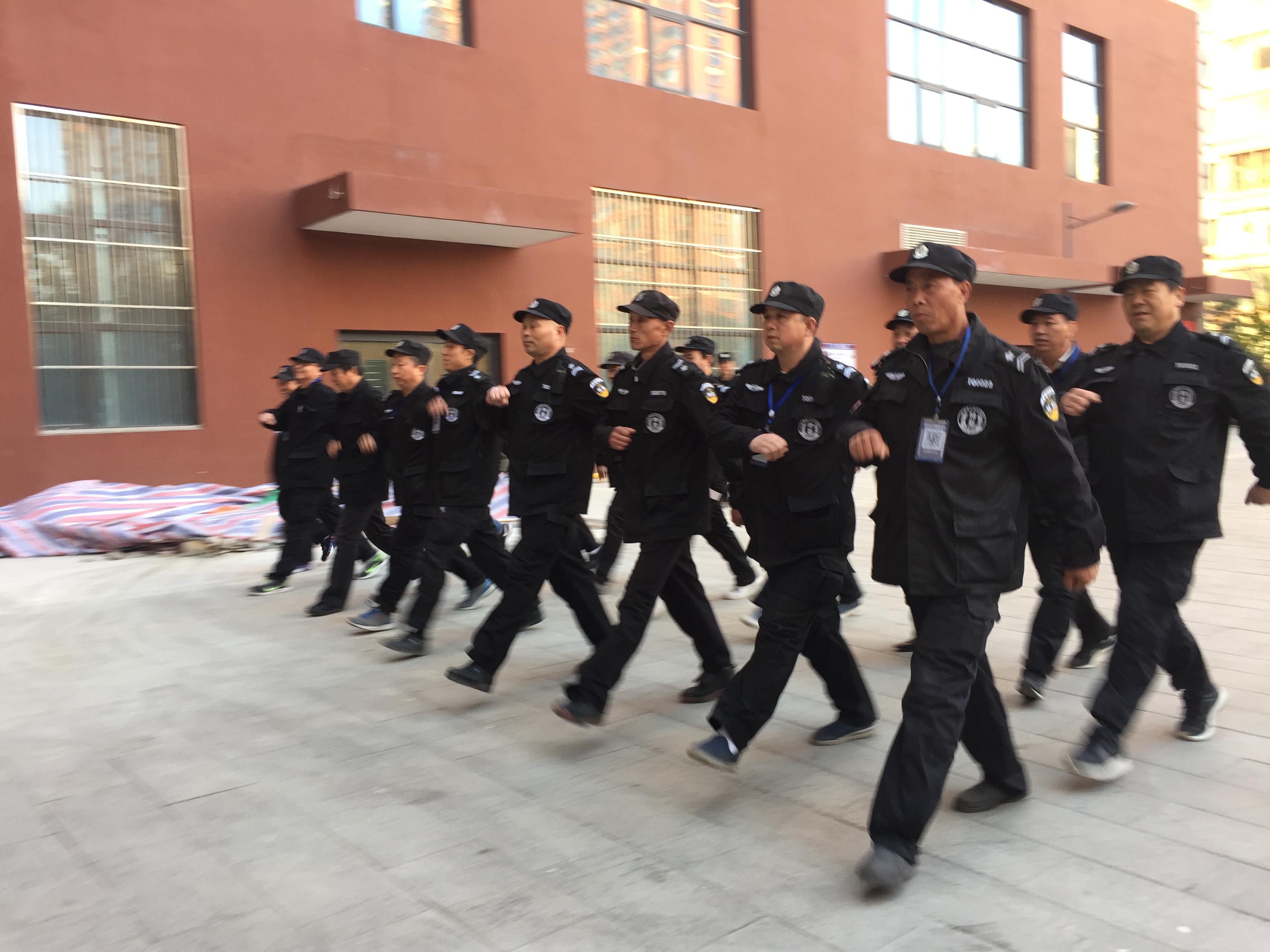 物业公司保安培训- 集团资讯- 山西诚泰集团-龙昌房地产-诚泰建筑-山西诚 